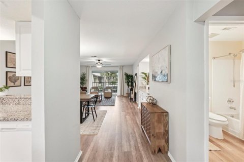 Купить кондоминиум в Венеция, Флорида 6 комнат, 98.85м2, № 1898654 - фото 14