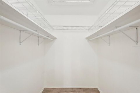 Купить кондоминиум в Венеция, Флорида 6 комнат, 98.85м2, № 1898654 - фото 20