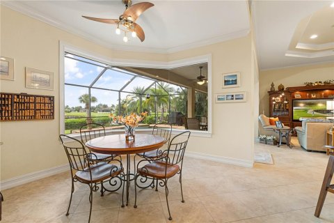 House in Punta Gorda, Florida 3 bedrooms, 189.24 sq.m. № 2408737 - photo 23