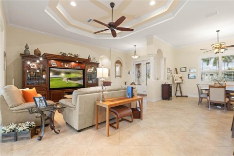 House in Punta Gorda, Florida 3 bedrooms, 189.24 sq.m. № 2408737 - photo 4