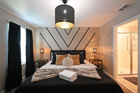 House in STOREY LAKE in Kissimmee, Florida 8 bedrooms, 398.46 sq.m. № 1615297 - photo 24