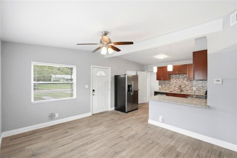 Villa ou maison à vendre à Saint Petersburg, Floride: 3 chambres, 108.23 m2 № 2258859 - photo 6