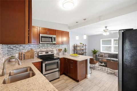 Villa ou maison à vendre à Saint Petersburg, Floride: 3 chambres, 108.23 m2 № 2258859 - photo 8