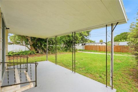 Villa ou maison à vendre à Saint Petersburg, Floride: 3 chambres, 108.23 m2 № 2258859 - photo 27