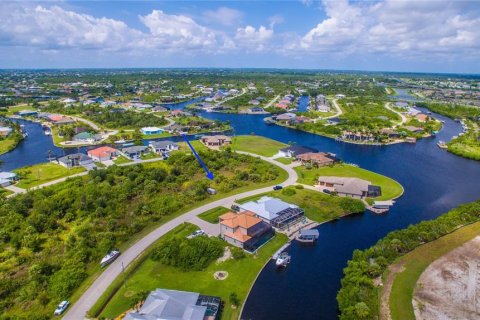 Terreno en Port Charlotte, Florida № 2198697