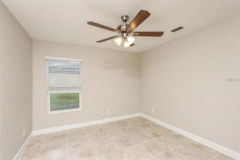 Villa ou maison à louer à Palm Bay, Floride: 4 chambres, 169.18 m2 № 1775493 - photo 10