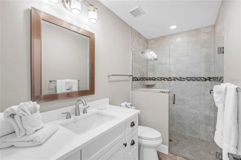 House in Holmes Beach, Florida 3 bedrooms, 144.18 sq.m. № 2116798 - photo 23