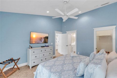 House in Holmes Beach, Florida 3 bedrooms, 144.18 sq.m. № 2116798 - photo 19