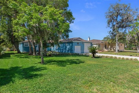 House in Homosassa, Florida 3 bedrooms, 232.81 sq.m. № 2102161 - photo 4