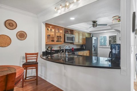 Condo in Sarasota, Florida, 2 bedrooms  № 1509547 - photo 7
