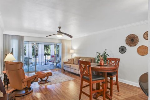 Condo in Sarasota, Florida, 2 bedrooms  № 1509547 - photo 15