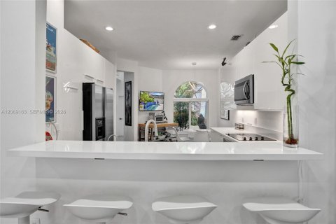 Villa ou maison à louer à Pompano Beach, Floride: 3 chambres, 243.13 m2 № 2293831 - photo 21