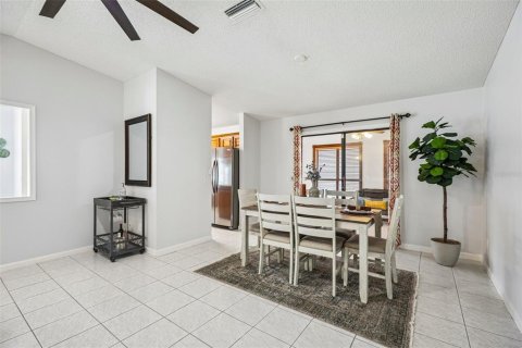 Casa en venta en The Villages, Florida, 2 dormitorios, 145.3 m2 № 2258455 - foto 8