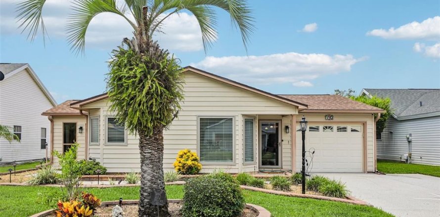 Casa en The Villages, Florida 2 dormitorios, 145.3 m2 № 2258455