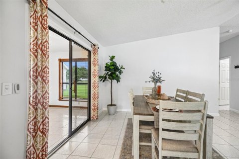 Casa en venta en The Villages, Florida, 2 dormitorios, 145.3 m2 № 2258455 - foto 9
