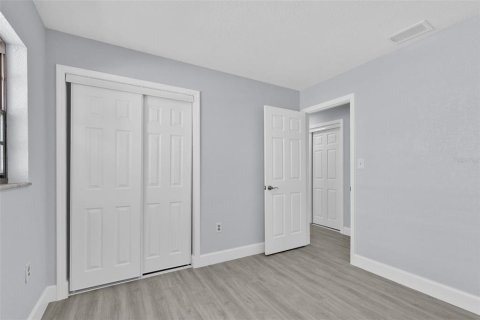 House in Maitland, Florida 4 bedrooms, 154.59 sq.m. № 1673327 - photo 15