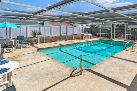 House in Maitland, Florida 4 bedrooms, 154.59 sq.m. № 1673327 - photo 6