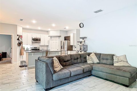 Villa ou maison à vendre à Sanford, Floride: 3 chambres, 141.95 m2 № 1656954 - photo 4