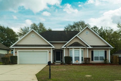 Casa en venta en Crestview, Florida, 3 dormitorios, 184.78 m2 № 559644 - foto 1