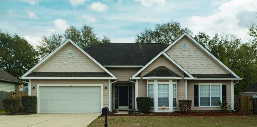 Casa en Crestview, Florida 3 dormitorios, 184.78 m2 № 559644