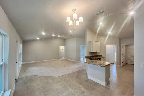 House in Ocala, Florida 4 bedrooms, 163.04 sq.m. № 2157746 - photo 8