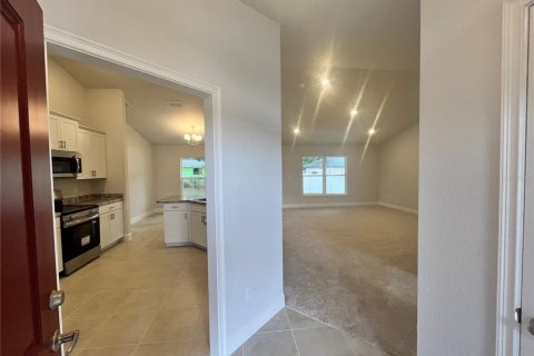 House in Ocala, Florida 4 bedrooms, 163.04 sq.m. № 2157746 - photo 4