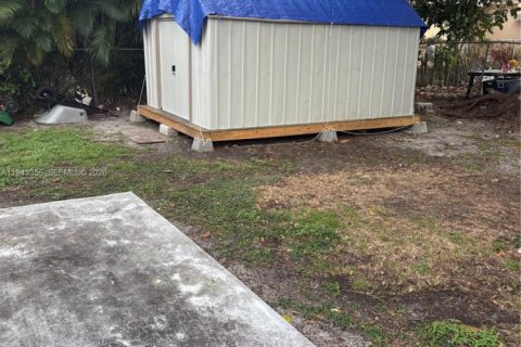 Casa en venta en Miami, Florida, 2 dormitorios, 73.86 m2 № 2000485 - foto 6