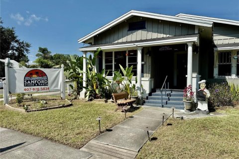 Commercial property in Sanford, Florida № 1918584 - photo 1