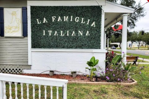 Commercial property in Sanford, Florida № 1918584 - photo 4