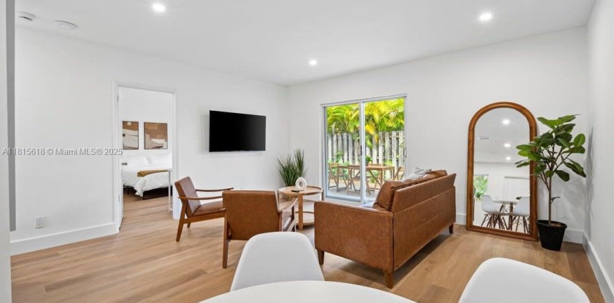 Villa ou maison à Fort Lauderdale, Floride 2 chambres, 51.1 m2 № 1768289