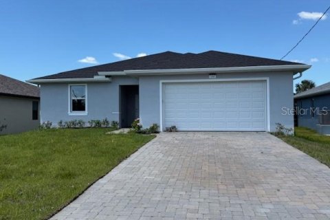 Casa en venta en Rotonda, Florida, 4 dormitorios, 178.47 m2 № 1637678 - foto 2