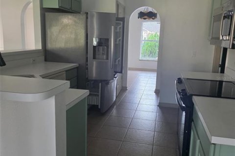 Villa ou maison à louer à Kissimmee, Floride: 3 chambres, 148.64 m2 № 2437340 - photo 5