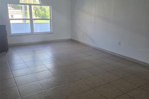 Villa ou maison à louer à Kissimmee, Floride: 3 chambres, 148.64 m2 № 2437340 - photo 11