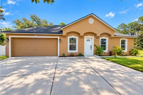Villa ou maison à Kissimmee, Floride 3 chambres, 148.64 m2 № 2437340