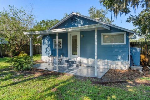 House in Sanford, Florida 4 bedrooms, 124.02 sq.m. № 1854075 - photo 12