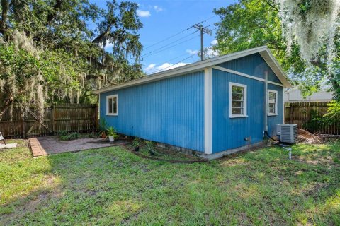 House in Sanford, Florida 4 bedrooms, 124.02 sq.m. № 1854075 - photo 19