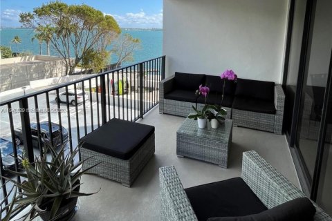 Снять в аренду кондоминиум в Майами, Флорида 1 спальня, 98.85м2, № 2044545 - фото 2