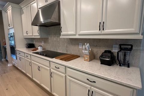 Casa en venta en Kissimmee, Florida, 5 dormitorios, 358.32 m2 № 1685479 - foto 20
