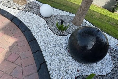 Casa en venta en Kissimmee, Florida, 5 dormitorios, 358.32 m2 № 1685479 - foto 15