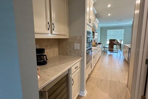 Casa en venta en Kissimmee, Florida, 5 dormitorios, 358.32 m2 № 1685479 - foto 23
