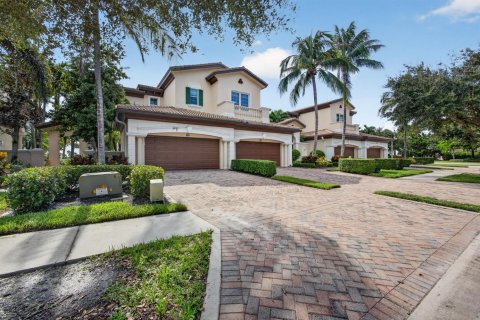 Copropriété à louer à Jupiter, Floride: 3 chambres, 246.19 m2 № 2274578 - photo 6