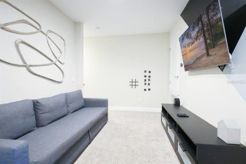 Townhouse in Davenport, Florida 4 bedrooms, 173.82 sq.m. № 2208391 - photo 6