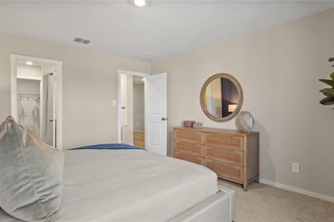 House in Edgewater, Florida 4 bedrooms, 168.25 sq.m. № 2425793 - photo 22