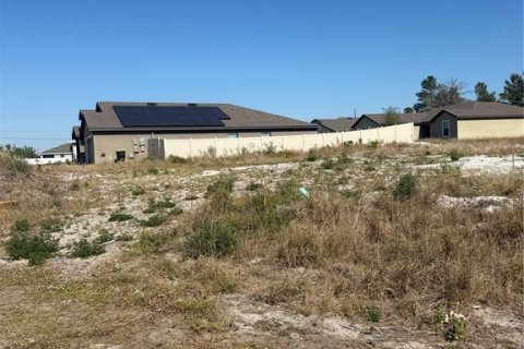 Terreno en venta en Kissimmee, Florida № 1603212 - foto 1