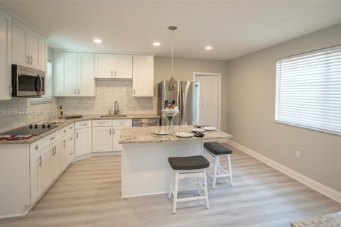 Villa ou maison à vendre à Miami, Floride: 3 chambres, 201.88 m2 № 1463033 - photo 20