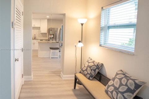 Villa ou maison à vendre à Miami, Floride: 3 chambres, 201.88 m2 № 1463033 - photo 15