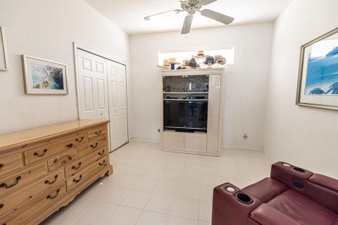 Villa ou maison à vendre à Port St. Lucie, Floride: 2 chambres, 143.07 m2 № 2191102 - photo 15
