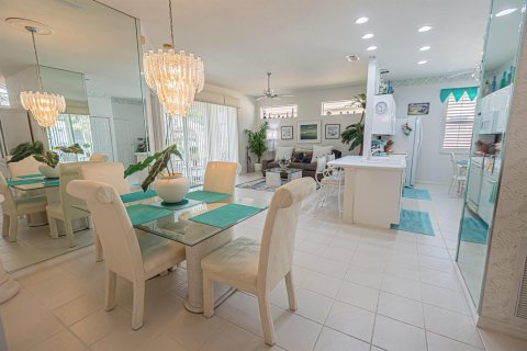Villa ou maison à vendre à Port St. Lucie, Floride: 2 chambres, 143.07 m2 № 2191102 - photo 6