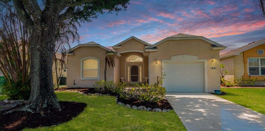 Villa ou maison à Port St. Lucie, Floride 2 chambres, 143.07 m2 № 2191102
