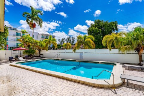 Apartamento en alquiler en Fort Lauderdale, Florida, 1 dormitorio, 55.74 m2 № 1895526 - foto 15